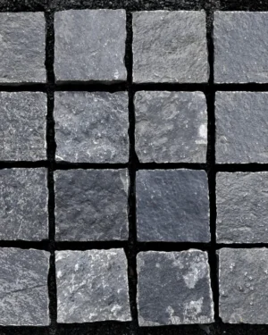 Chittor Black Cobbles